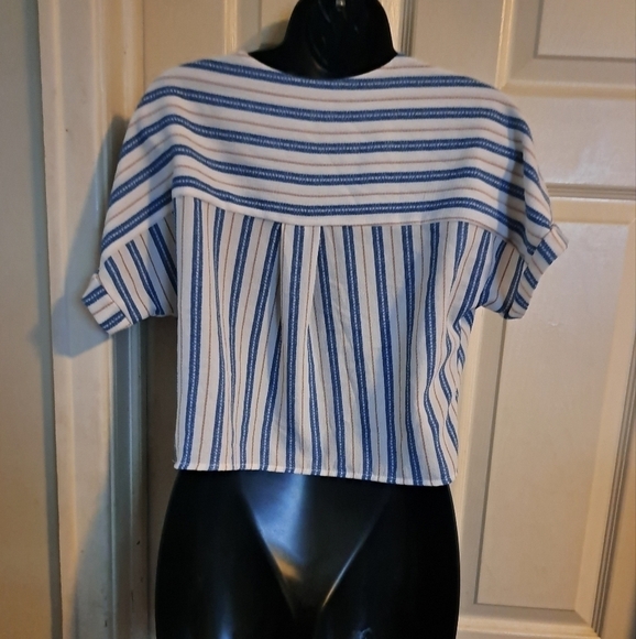 Monteau striped button up blouse  size medium - Picture 2 of 3